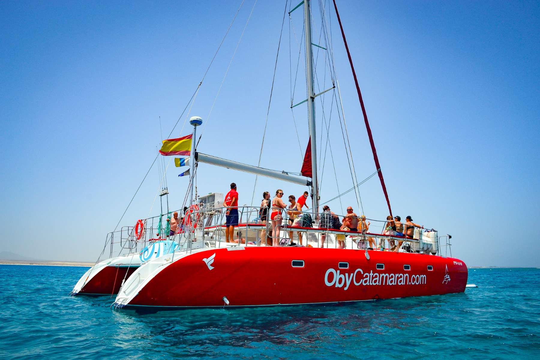 Catamarán Oby Freebird de 50 plazas